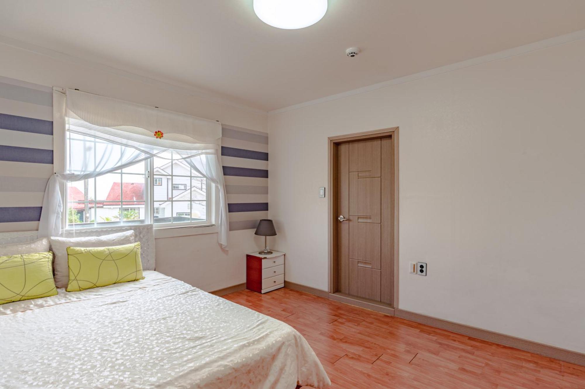 Arting Pension Seogwipo Quarto foto